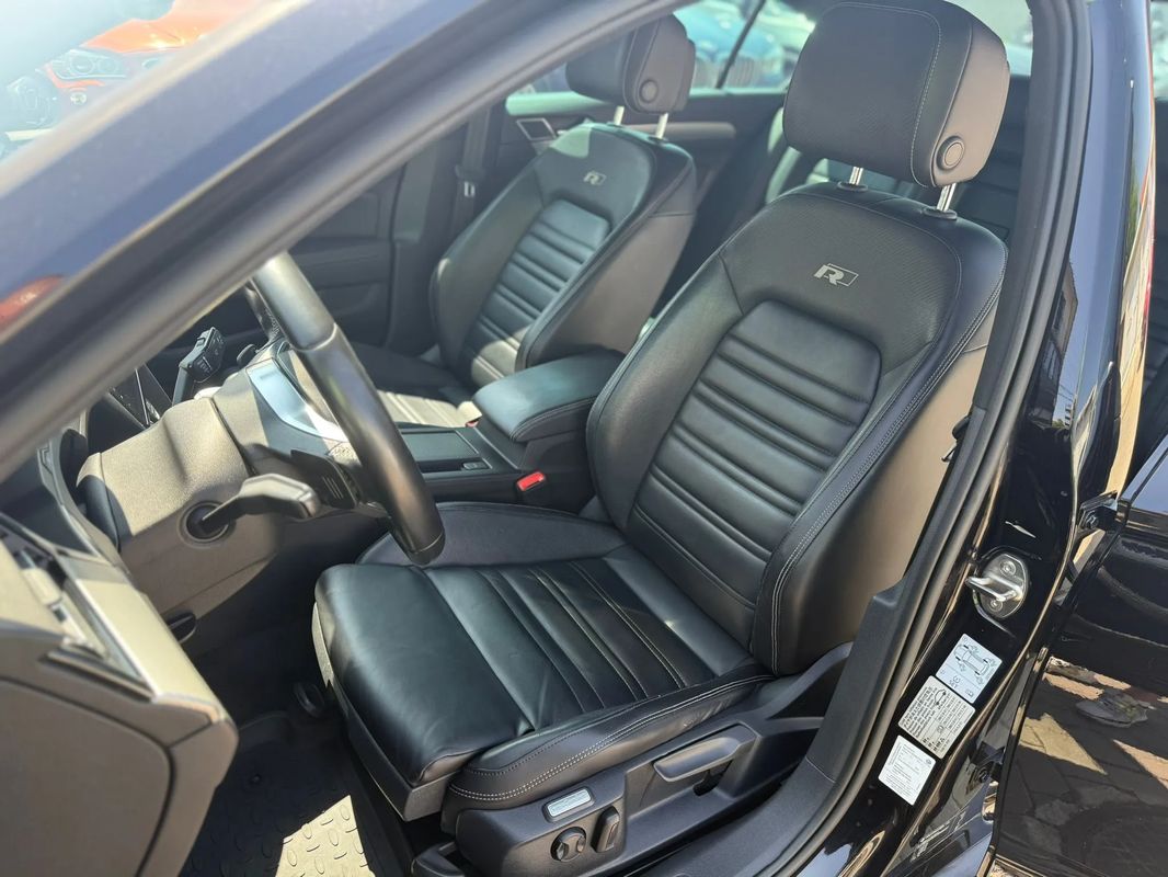 Volkswagen Passat 2.0 TDI DSG R Executive - 31