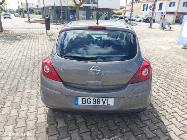 Opel Corsa 1.2 Selection - 4