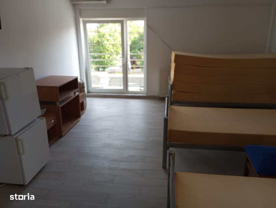 Pensiune de vanzare cu 15 camere cu baie proprie, suprafata utila 550 - Imagine principală: 5/9