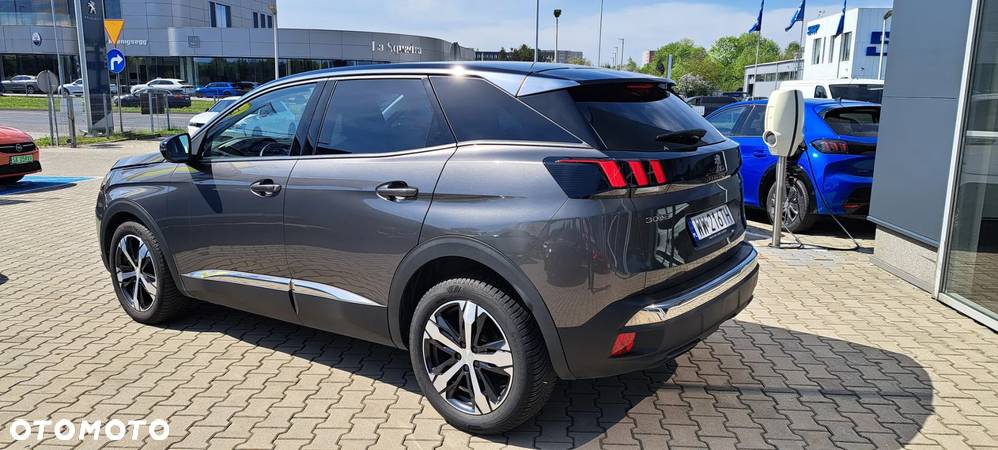 Peugeot 3008 1.2 PureTech Allure Pack S&S EAT8 - 17