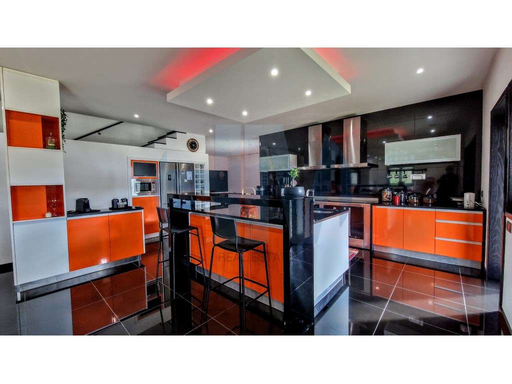 Moradia T5 sobre o Rio Tâmega - Amarante (Fridão)-12