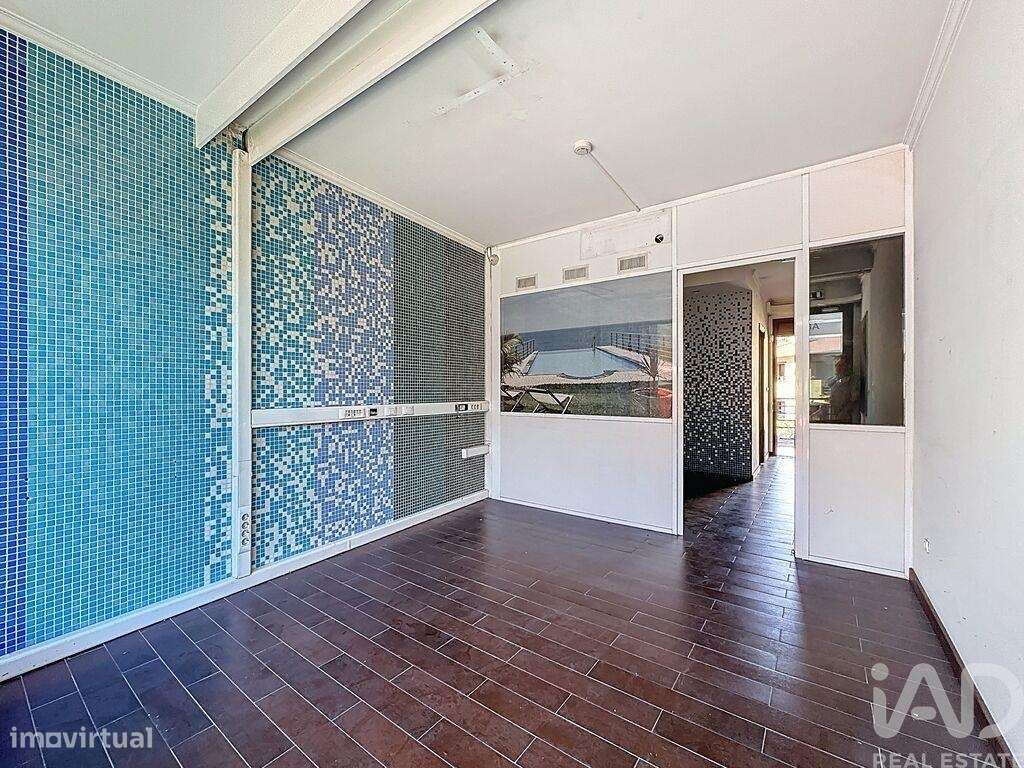 Loja / Estabelecimento Comercial em Santo António de 34,00 m2 - Grande imagem: 4/8