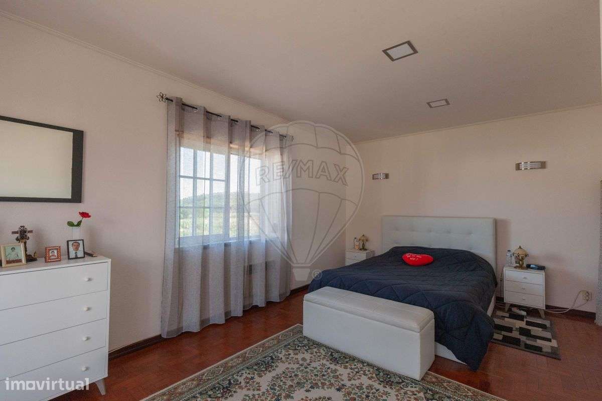 Moradia T2 para venda-22