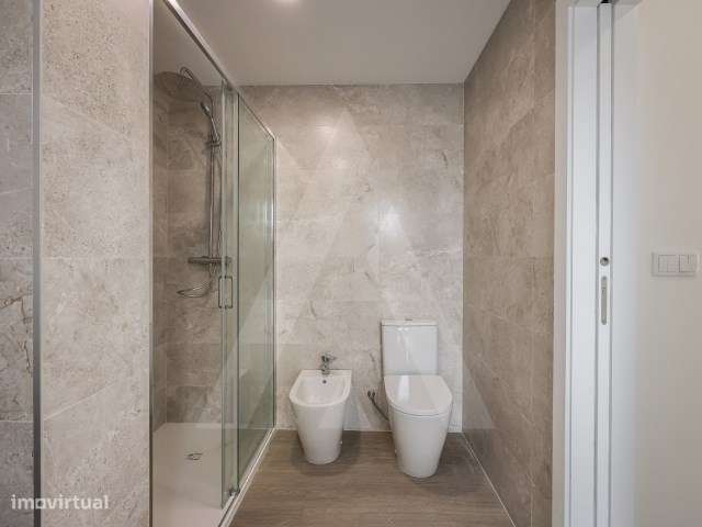 Moradia T4 + 1 de arquitetura moderna a 7 minutos do centro de Aveiro-30