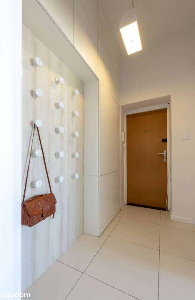 35 m2, wysoki standard, kamienica po remoncie- betonowe stropy!-11