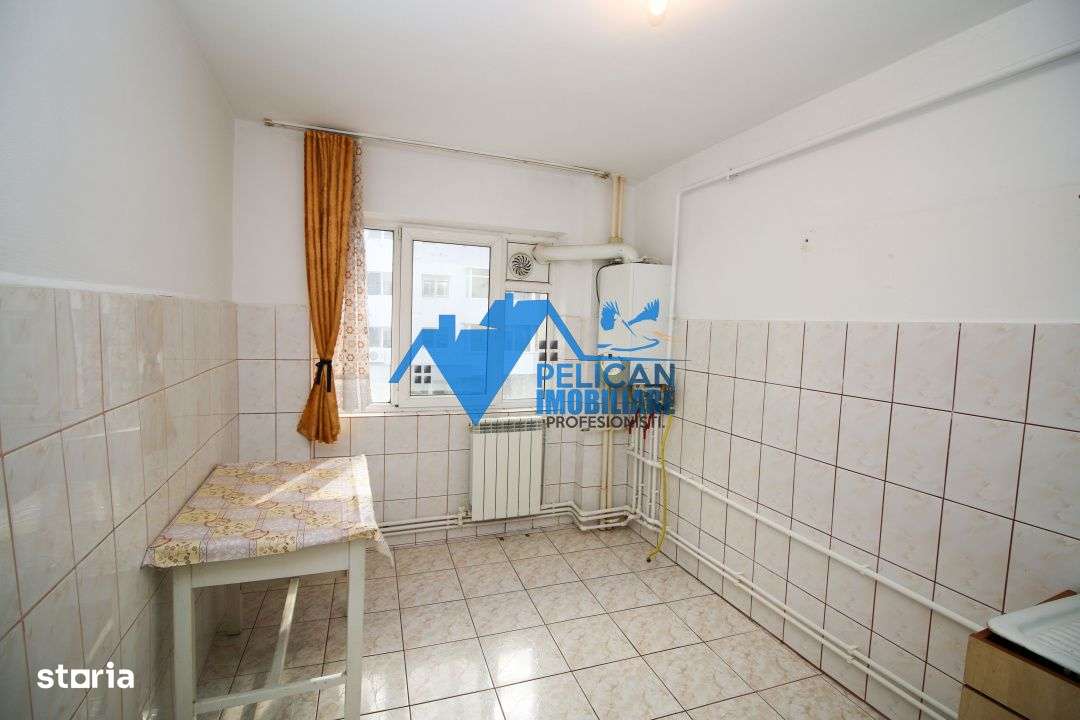 Piata Noua, 3 camere, Etajul 1, decomandat, centrala proprie-5