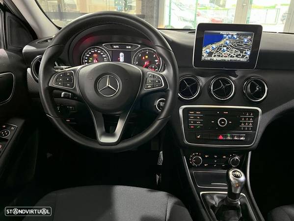 Mercedes-Benz A 180 d Style - 9