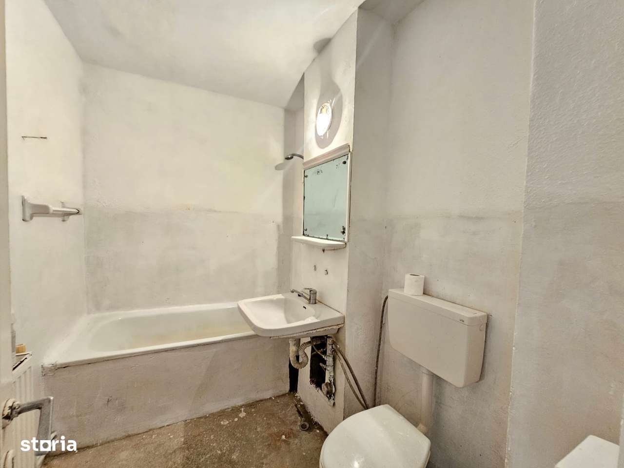 2 camere, decomandat, 60 mp, str. Victor Hugo, 2 balcoane, boxă - Imagine principală: 4/5