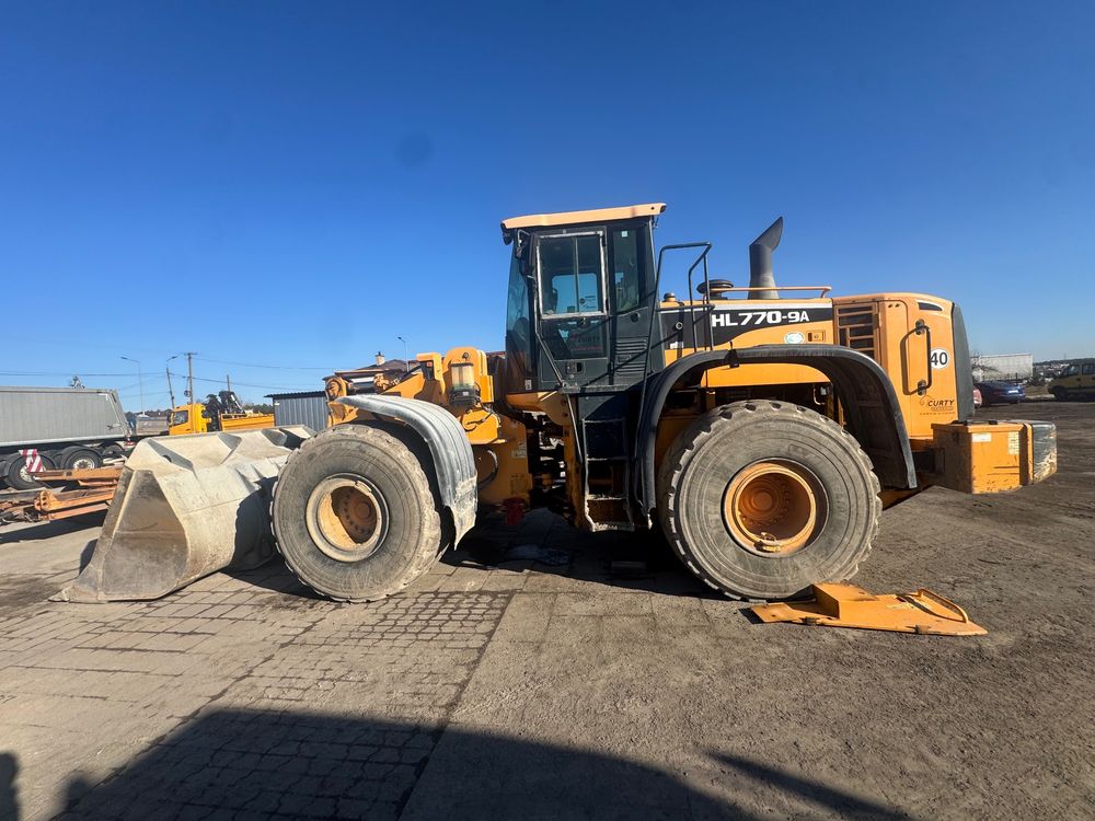 Hyundai 770-9a 2014
