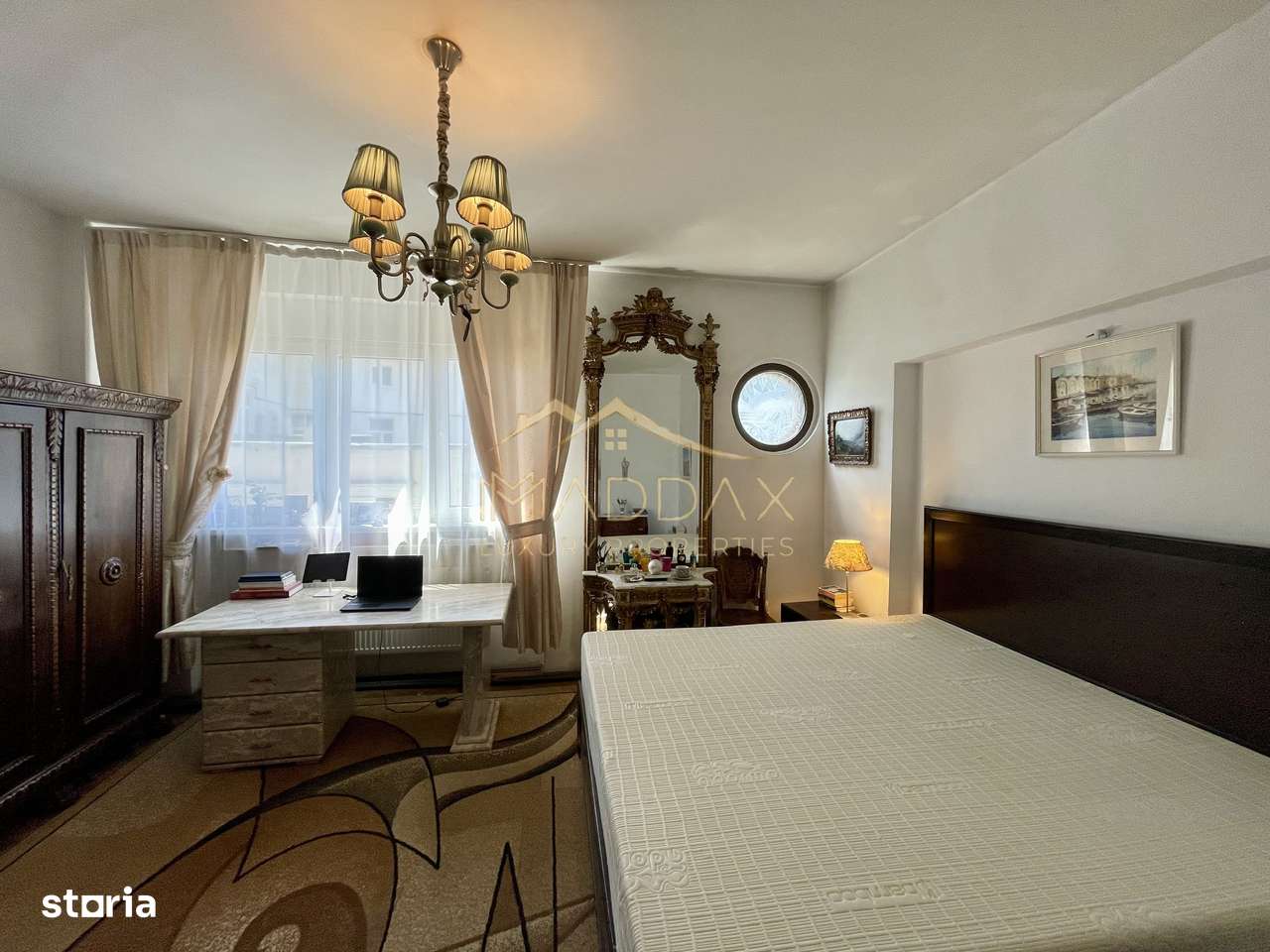 Apartament 5 camere**Oportunitate investitie**Caru"cu Bere//Centrul Is-8