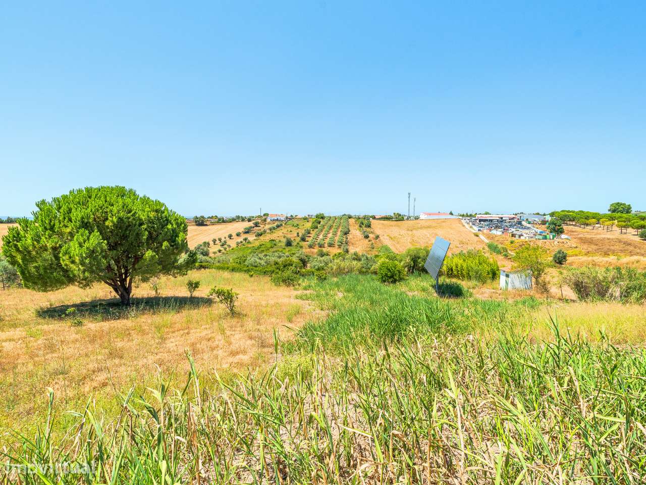 Moradia T4 inserida em propriedade com 9.680 m²-36