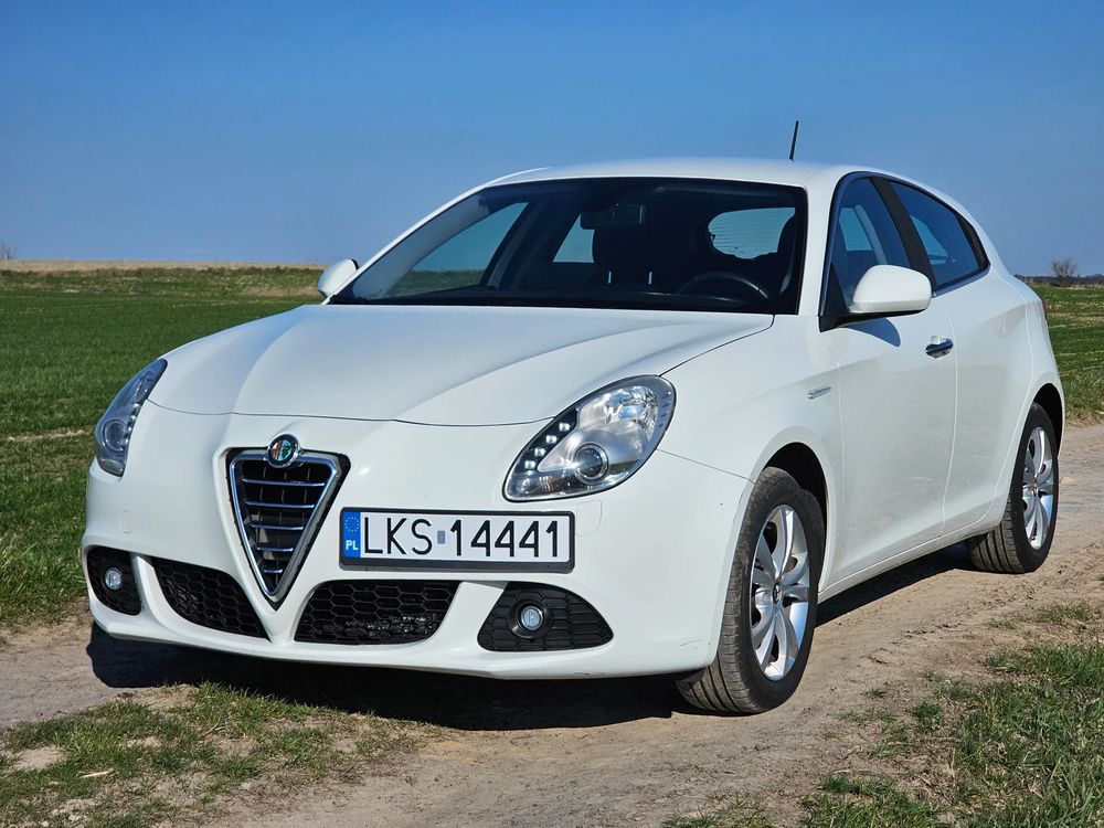 Alfa Romeo Giulietta 1.6 JTDM Distinctive 2011