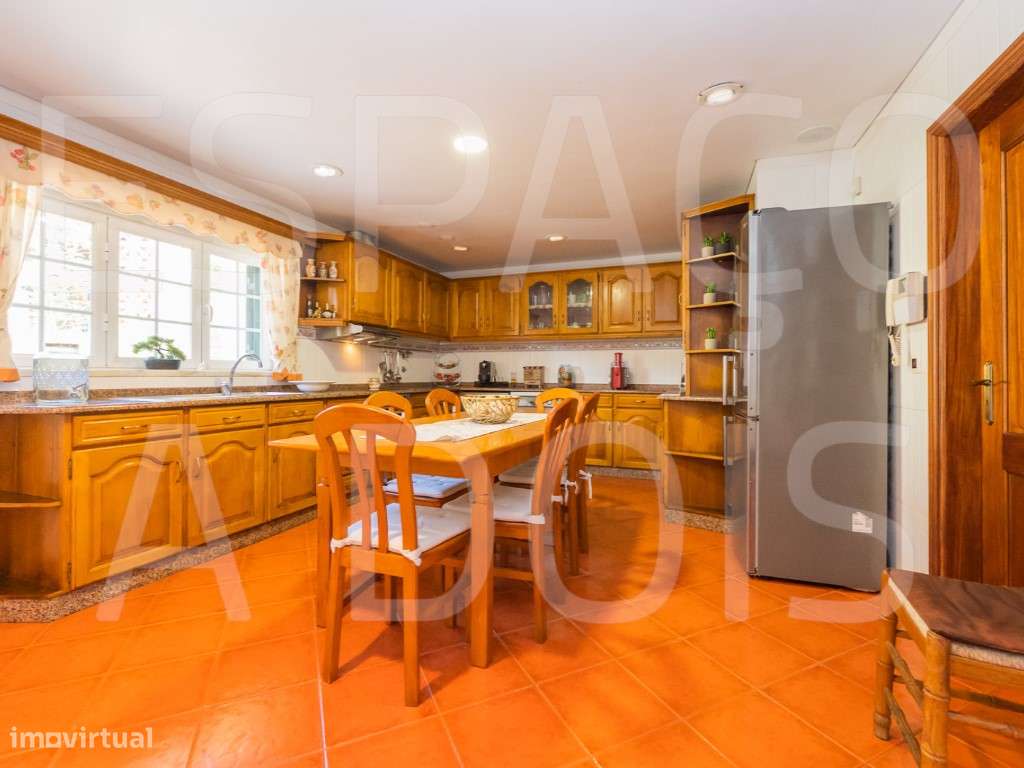 DESLUMBRANTE! INDEPENDENTE (isolada). Excelente qualidade de constr...-37