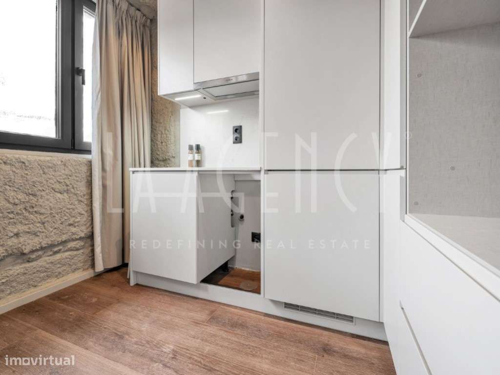 Estúdio T0 Totalmente Equipado e Mobilado - Grande imagem: 4/16