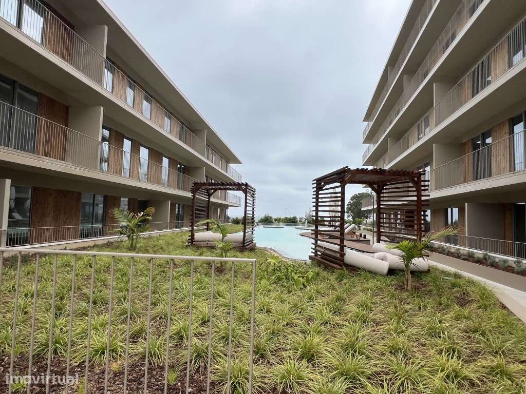 Excelente Apartamento T2, NOVO! Primeira linha do mar, com 2 estaci...-9