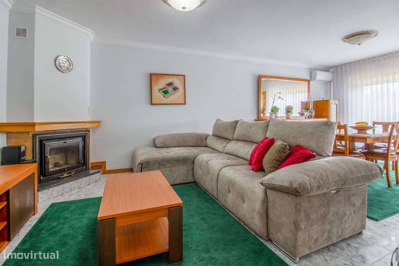 Apartamento T3 no Castêlo da Maia (ISMAI)-3