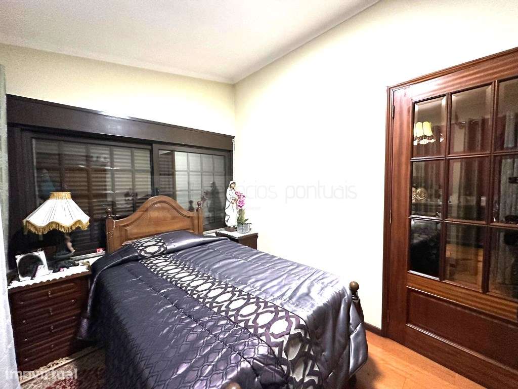 Moradia individual T5-9