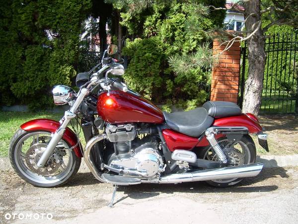 Triumph Thunderbird - 10