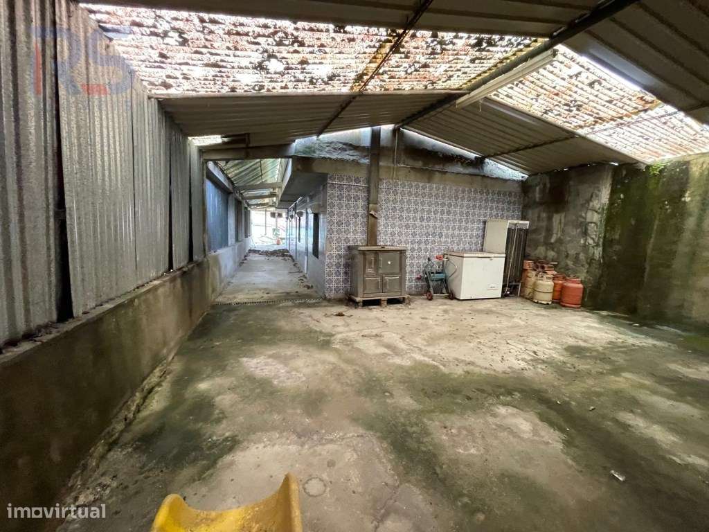 construção 3 pisos e recuado-18