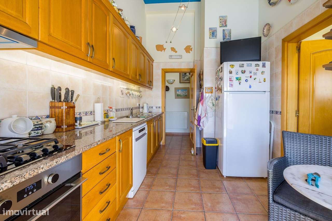 MORADIA TÉRREA V4 COM PISCINA PARA VENDA NO SARGAÇAL-14