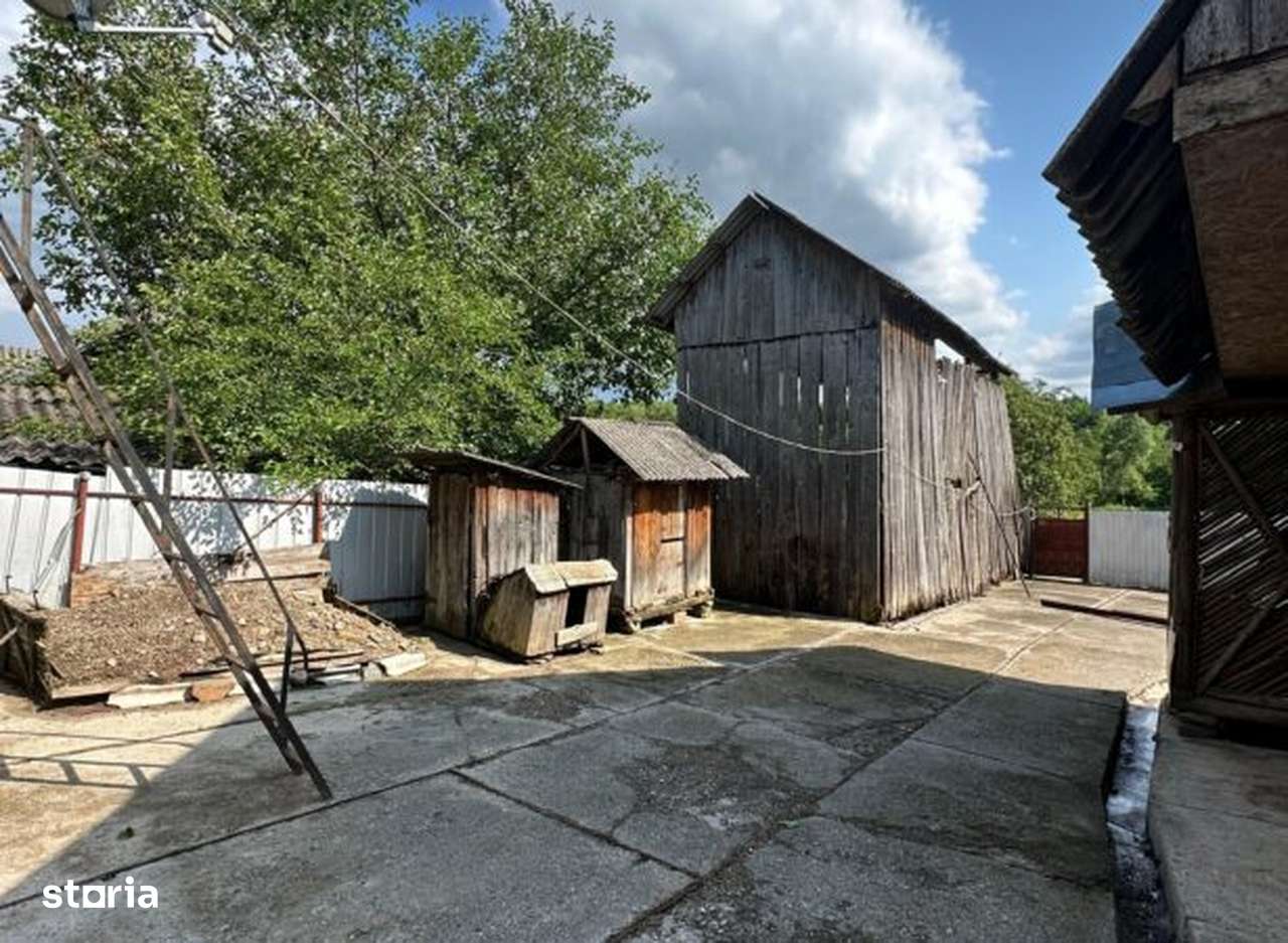 Casa cu anexa, gradina si curte sat Caraclau, Bacau - Imagine principală: 5/20