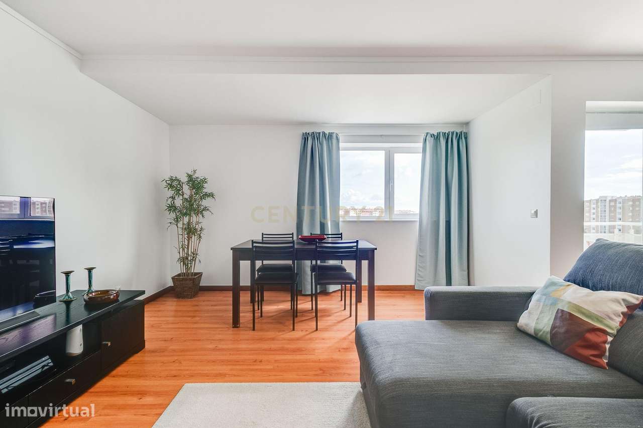 Fantástico T2 Alta de Lisboa-3