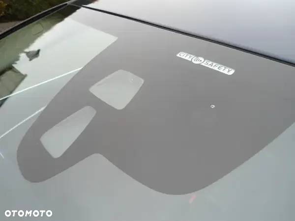 Volvo V40 D2 Summum - 16