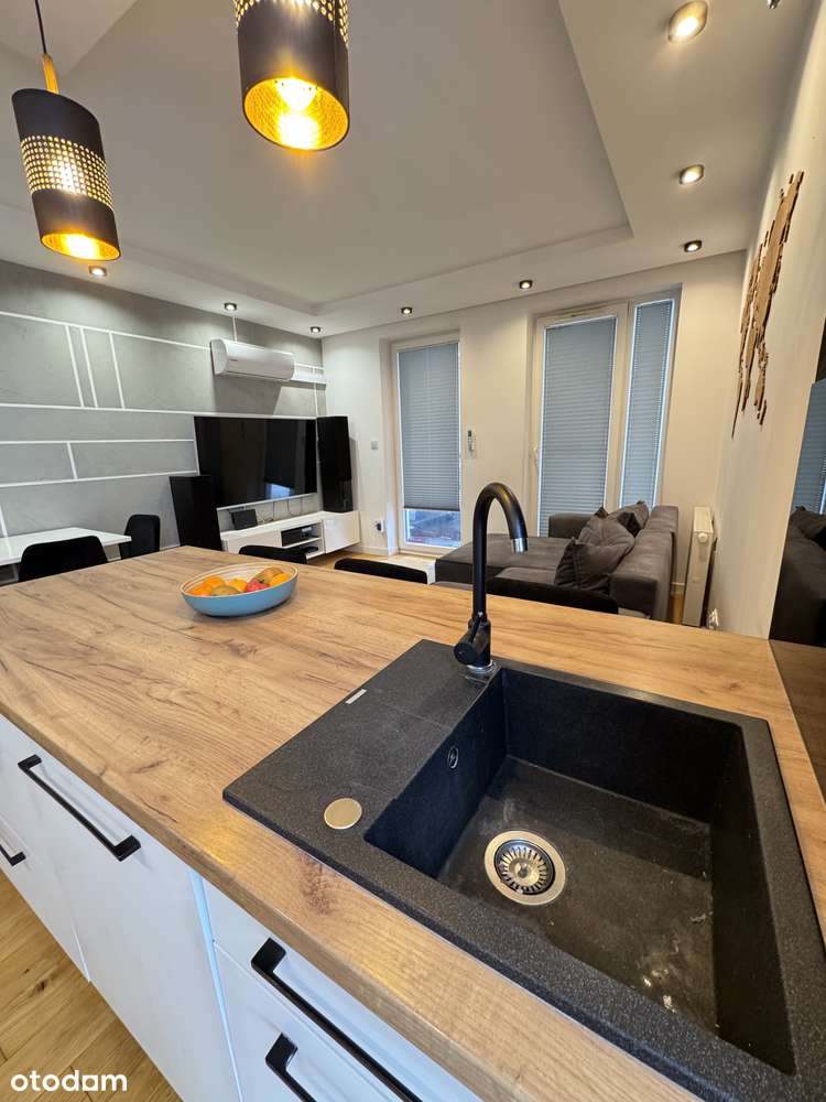 Nowoczesne 3 pokoje z garderobą, miejscem postojowym-3