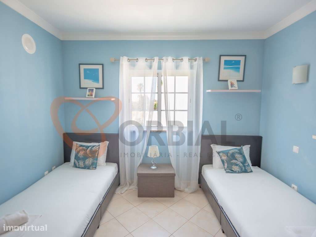 Fantástica Moradia para venda em Albufeira com piscina no centro da... - Grande imagem: 5/44
