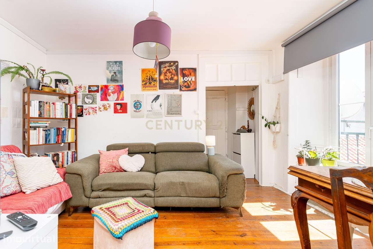 Apartamento T3 em Alfama – Autenticidade, História e Charme Lisboeta-11