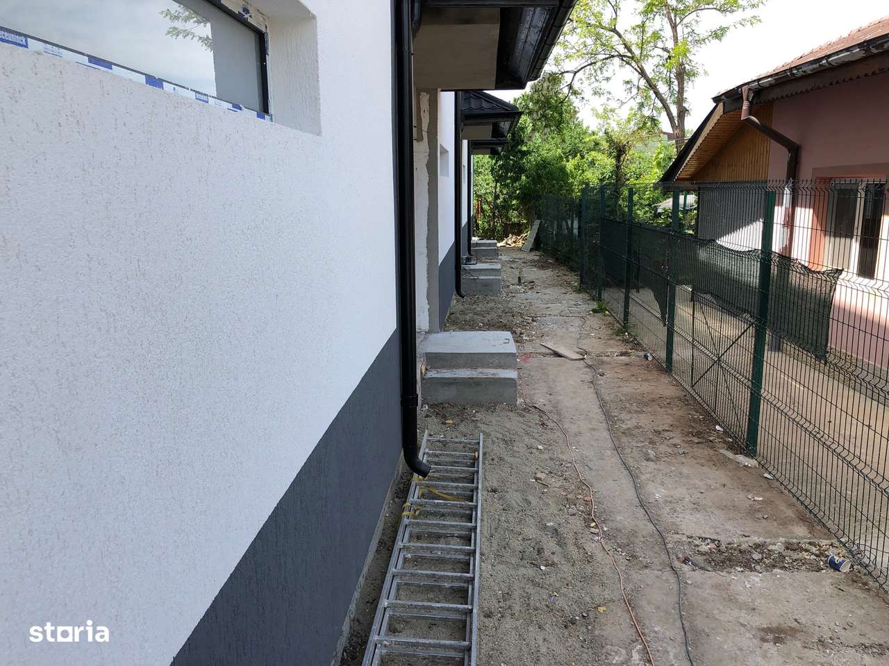 Proiect nou pozitie foarte buna. P+1+M. 5 cam - Imagine principală: 4/18