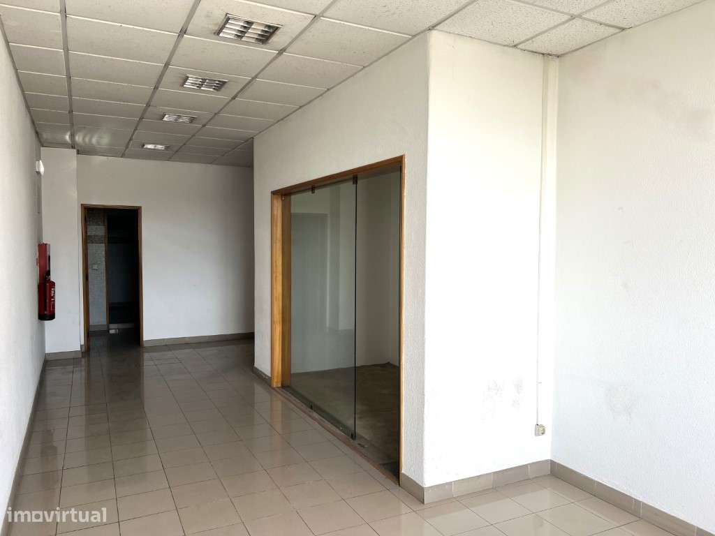 Escritório em Alfragide com 495 m2 - Financiamento até 100% - Grande imagem: 5/16