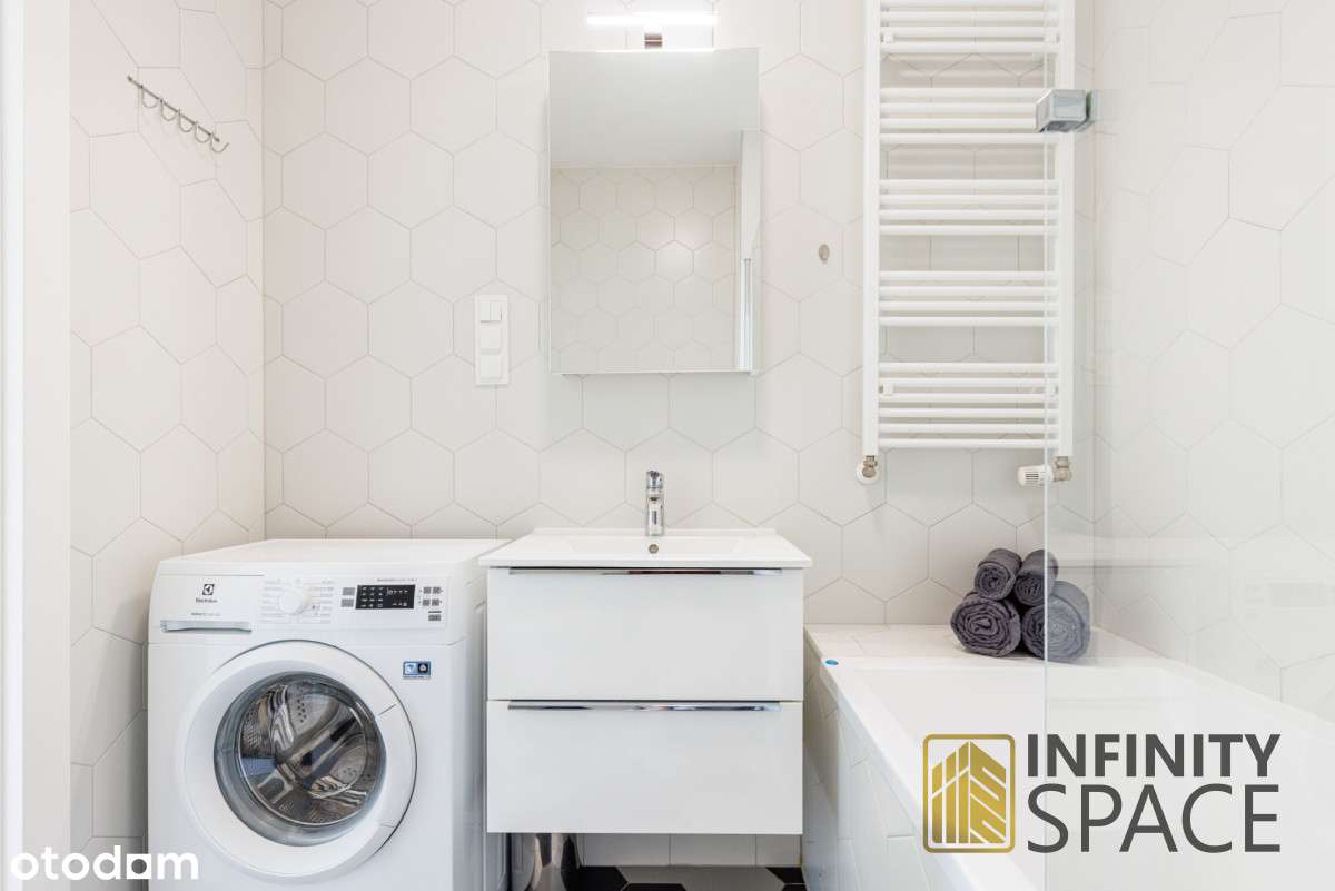 2 pokoje z widokiem 15 piętra na całą Warszawę!-10