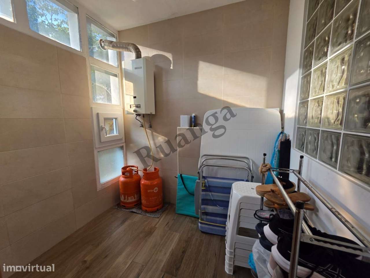 Apartamento T2 R/C para Venda em Vila Nova de Santo André-17