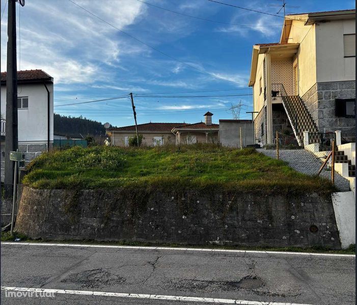 Terreno para construção em Vila Nova de Sande, Guimarães