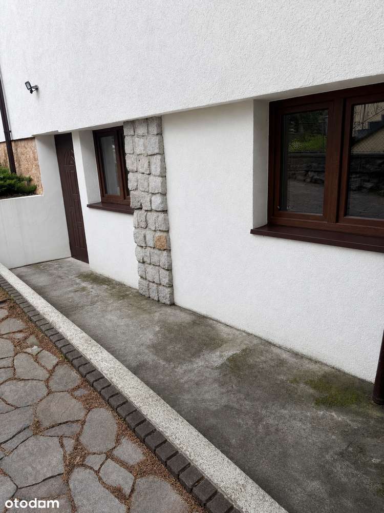 Mieszkanie 2-pokojowe z ogródkiem i garażem