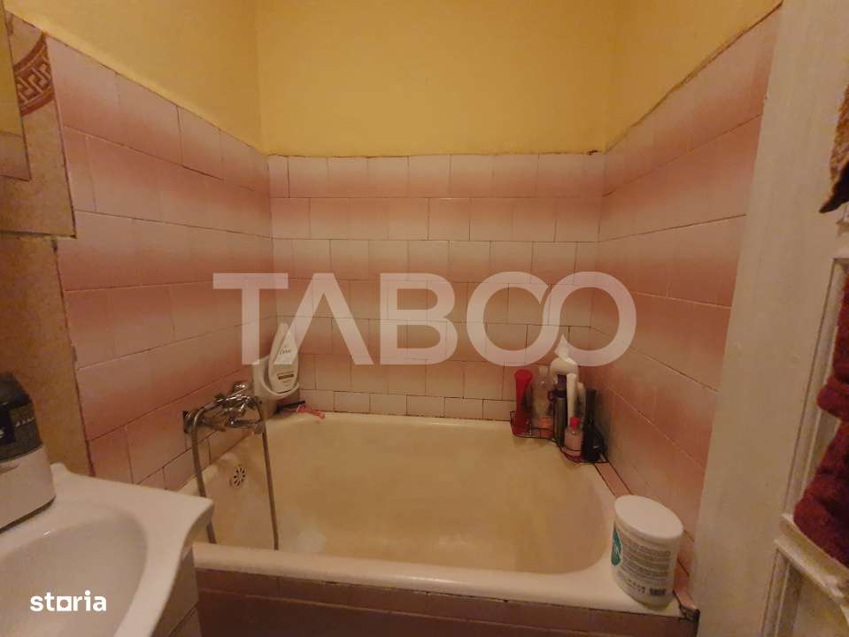 Apartament de vanzare cu 2 camere semidecomandat 40 mp utili - Imagine principală: 5/5