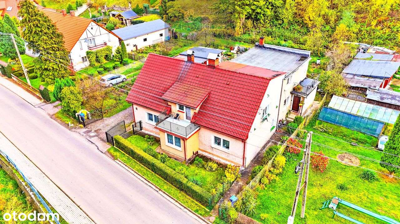 Dom z tarasem-5 pokoi-ogród-dwa garaże murowane-19