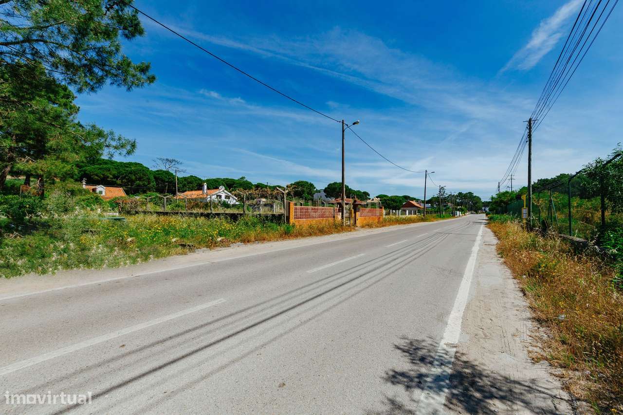 Terreno Urbano na Charneca de Caparica | Pinhal da Aroeira-7