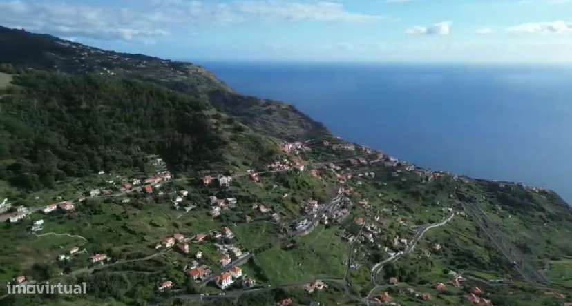 Terreno com Vista Desafogada e Excelente Exposição Solar – Madeira - Grande imagem: 5/5