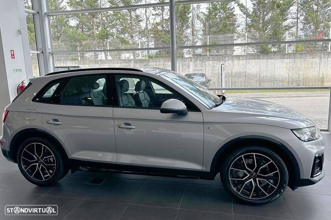 Audi Q5 40 TDI quattro S line S tronic - 2