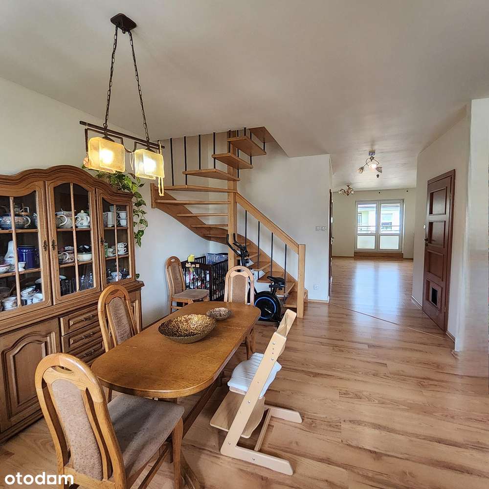 Dwupoziomowy apartament z balkonem i garażem - Pełny obrazek: 2/13