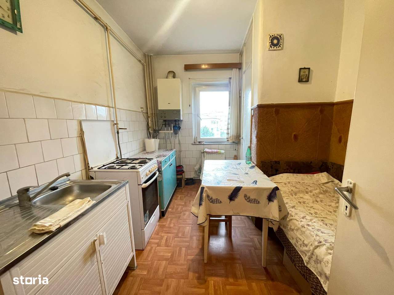 NORD - 22 decembrie, Apartament 2 cam, etaj 3, bucatarie mare, an 1980-8