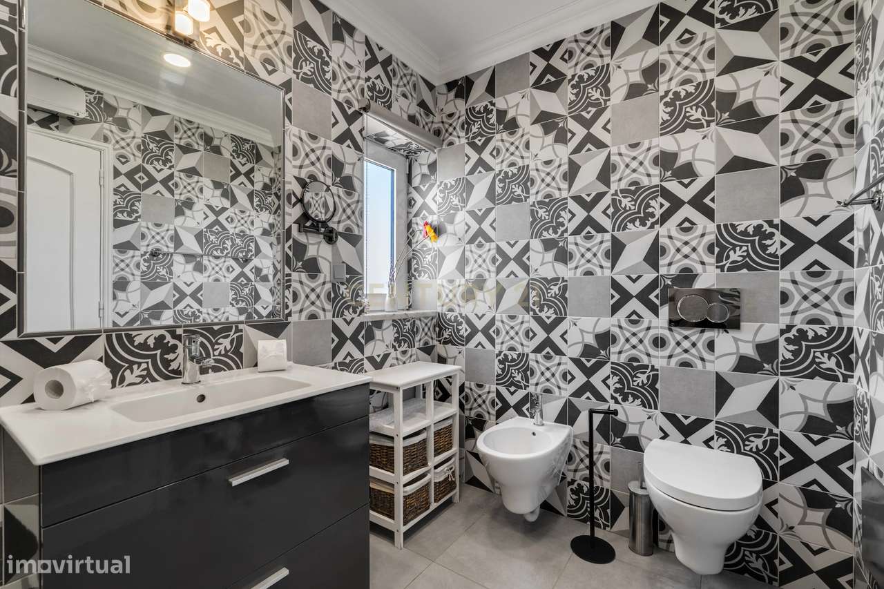 Moradia Independente T3, com Piscina e Amplo Espaço Exterior, em Algoz-19