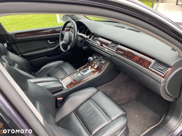 Audi A8 4.2 Quattro - 20