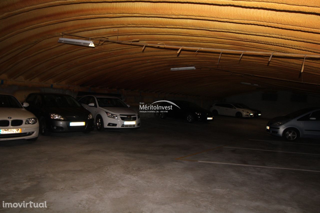 Armazém/Garagem na Póvoa de Varzim