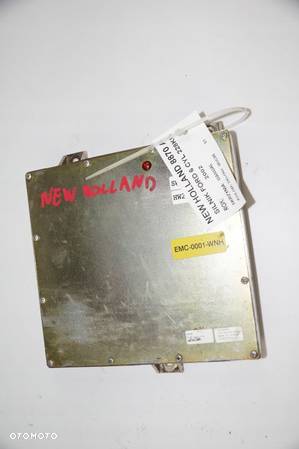 KOMPUTER NEW HOLLAND EMC-0001-WNH 8870 A - 7