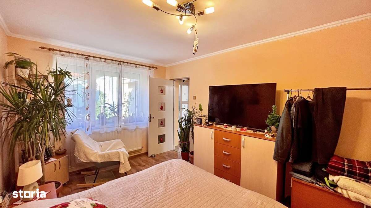 Apartament la casă - ultracentral în Oradea-3