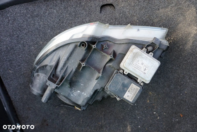 LAMPA PRZEDNIA PRAWA SUPERB II 3T BIXENON SKRĘTNY 7L6941329B 5DV009000 SKODA 2008-2013 - 6