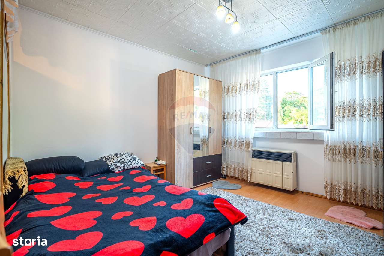 Garsoniera / Camera de camin de vanzare in Sinaia - Imagine principală: 1/8